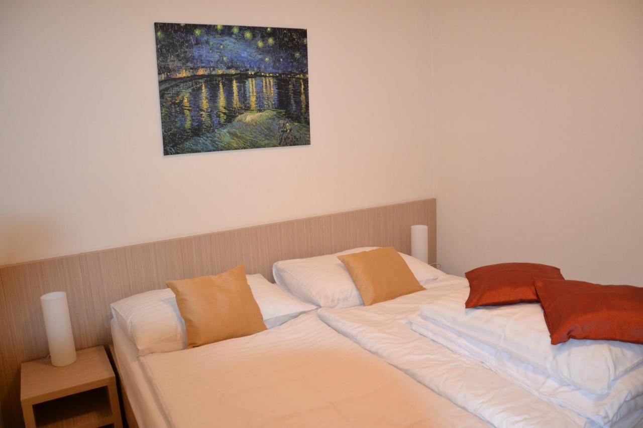 Apartman V Starej Lesnej S Balkonom Стара-Лесна Экстерьер фото