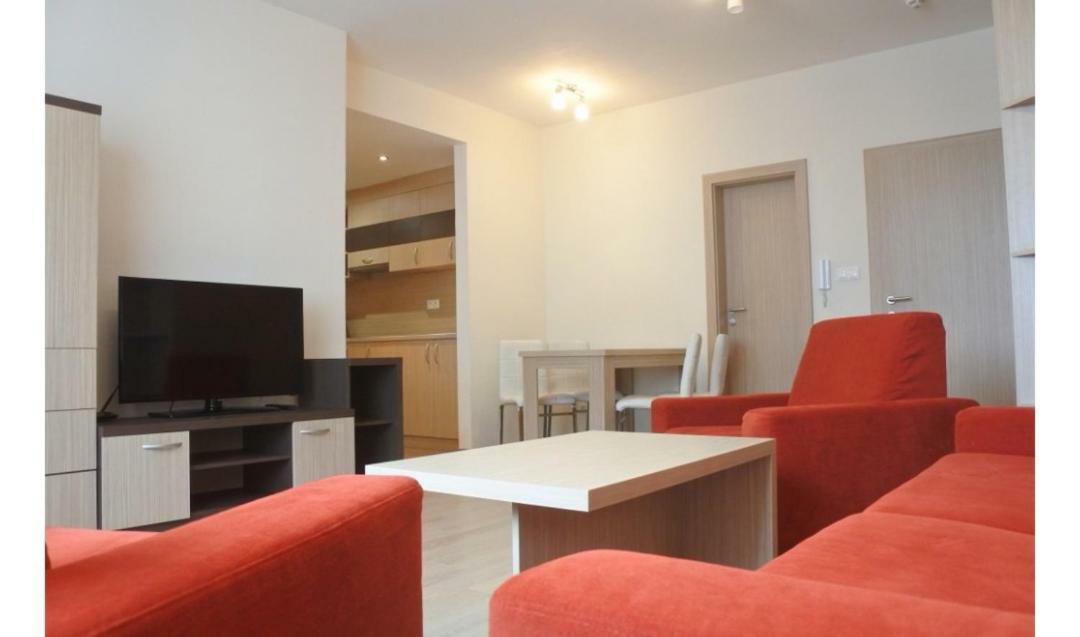 Apartman V Starej Lesnej S Balkonom Стара-Лесна Экстерьер фото